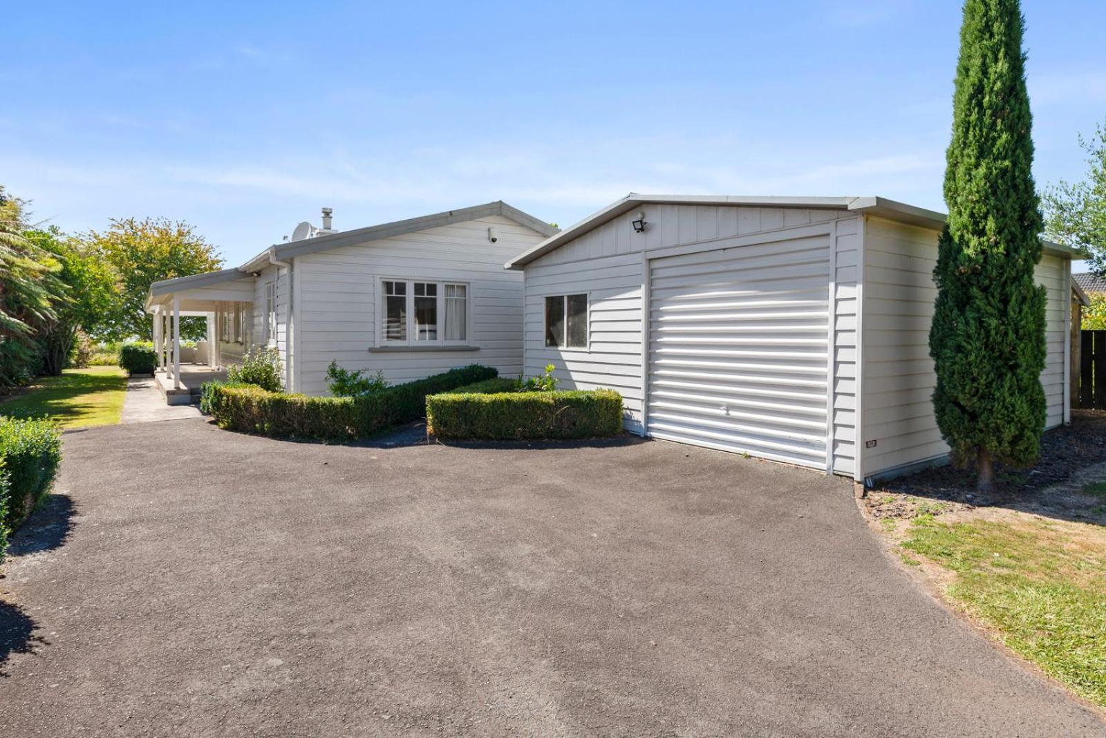 Ngongotaha Lakeside Home Rotorua Exterior photo